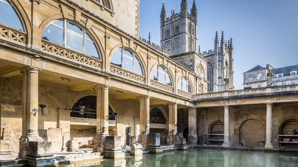 Roman Baths Great Bath and Bath Abbey